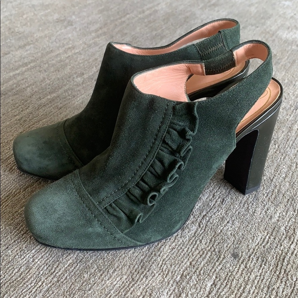 Nanette Lepore hunter green suede shoes, size 7